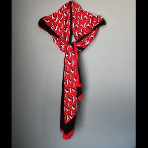 Crown & Ivy Black & Red Oversized Puffin Scarf